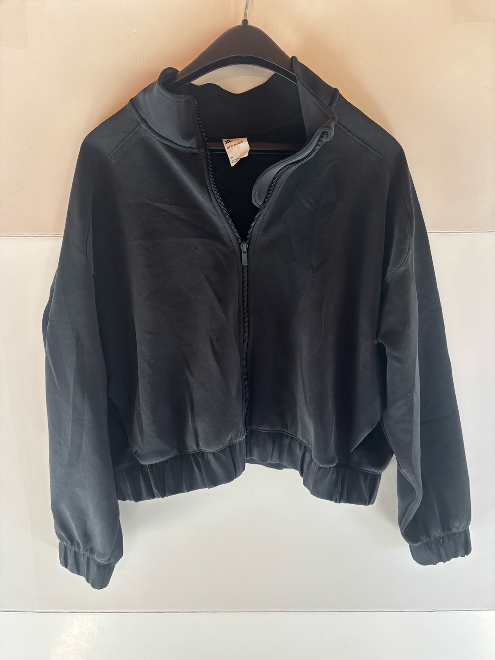 All in Motion Women’s Full Zip Cropped Track Jacket Solid Black Long Sleeve, XL